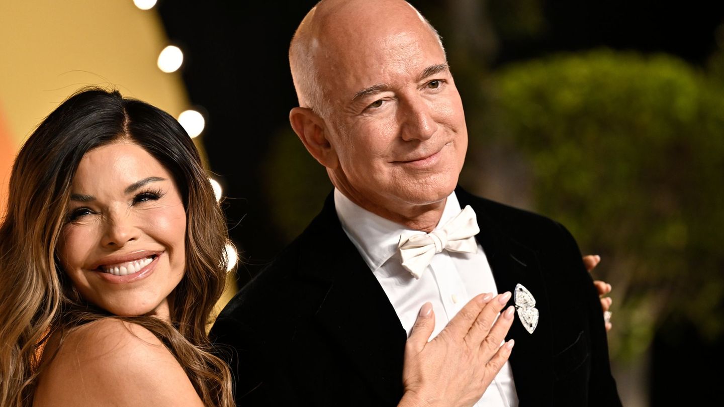 Celebrity wedding: Venice: Almost 100 private jets for the Bezos wedding