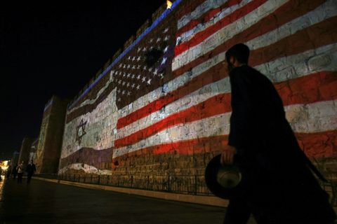 Projektion israelischer und US-Flagge in Jerusalem