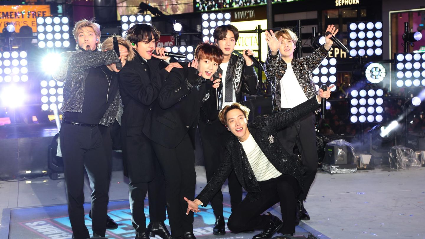 Die koreanischen Superstars der Boyband BTS stehen vor einem Comeback.