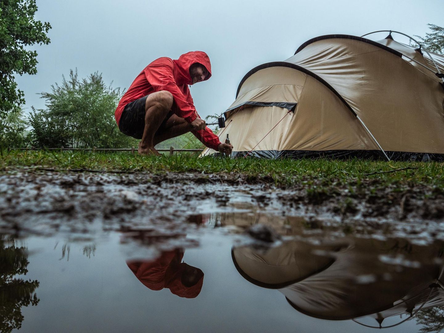 Zelten bei Gewitter  Sicherheitstipps fr wetterfestes Camping | STERN.de