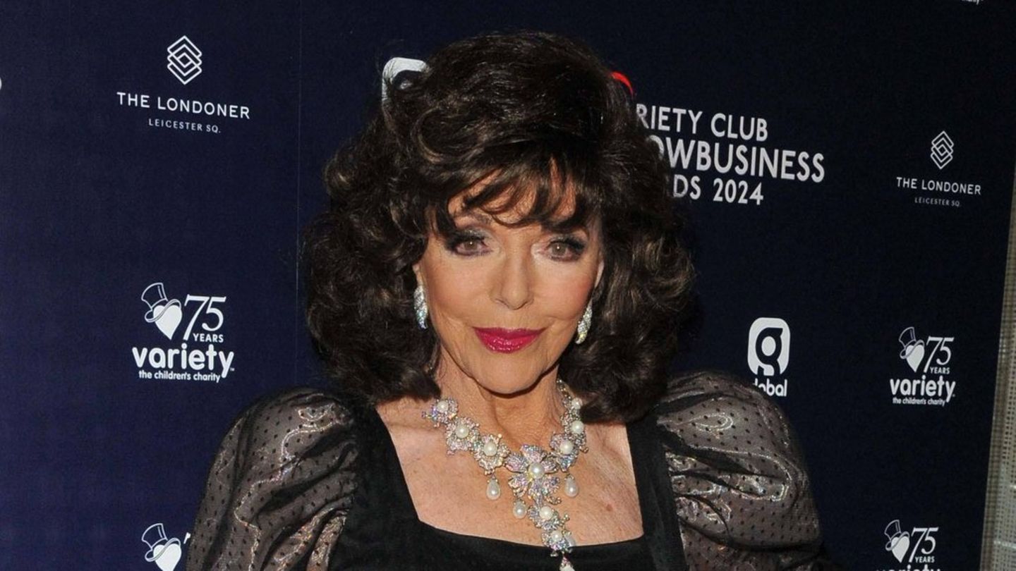 Joan Collins: Rare snapshot with the youngest daughter