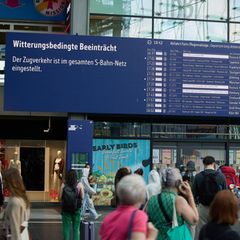 Die Deutsche Bahn meldet eingestellten Zugverkehr in ganz Berlin