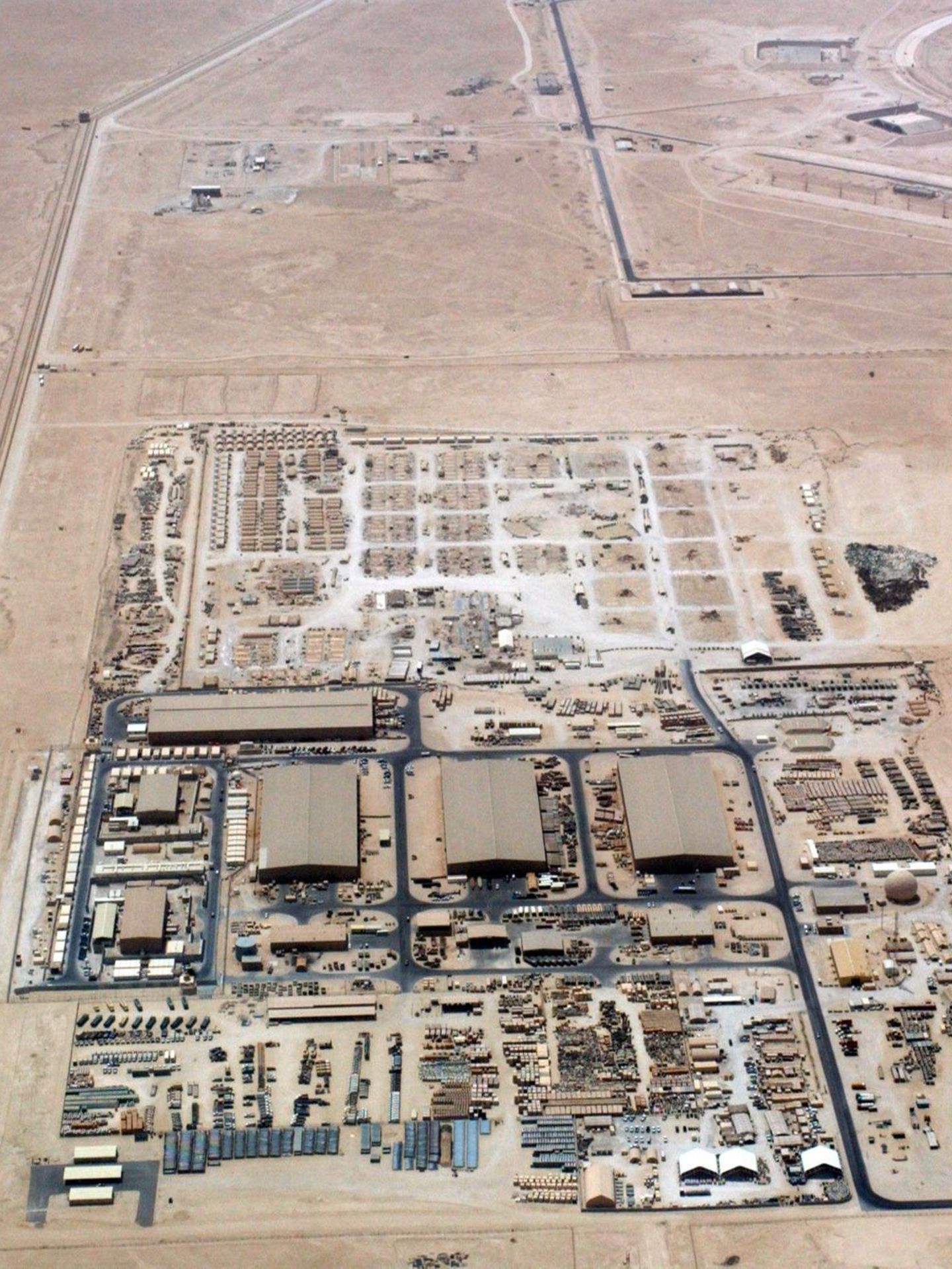 Ein Luftbild von Al Udeid, dem Luftwaffenstützpunkt der USA im Iran
