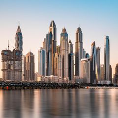 Skyline von Dubai: Die Glitzeridylle soll auch im Krieg keine Kratzer kriegen
