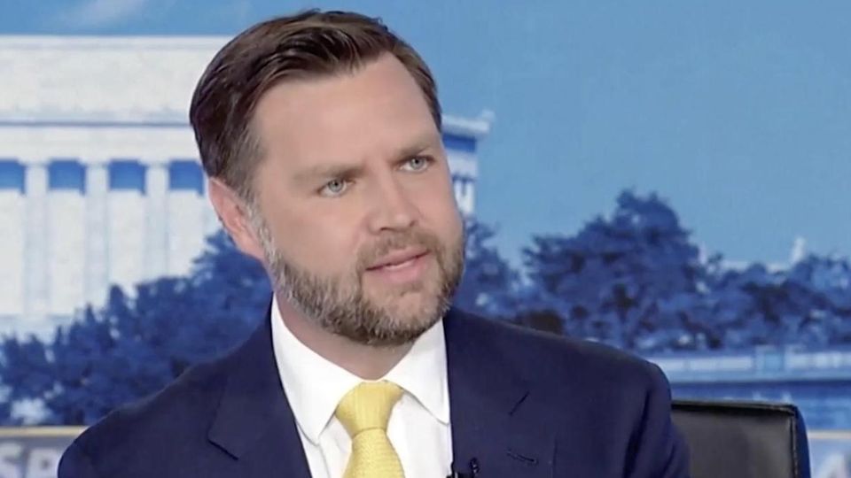 JD Vance sitzt bei Fox News und gibt ein Interview zu den neuesten Entwicklungen im Nahen Osten