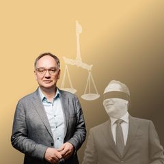 Nico Fried und als Layover im Hintergrund Alexander Dobrindts und eine Waage