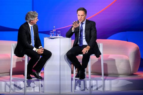 Rutte (r.) am Mittwoch in Den Haag