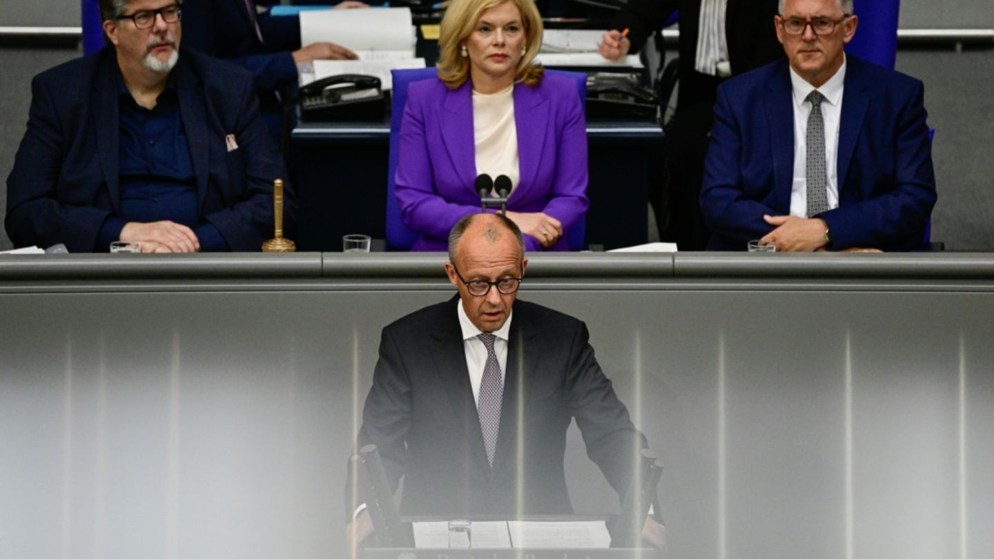 Kanzler Merz bei Regierungserklärung