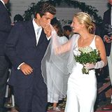 Hochzeitskleid: JFK Jr. bei seiner Hochzeit mit Carolyn Bessette 1996