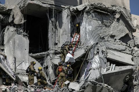 Zerstörung nach Angriff im Süden Israels