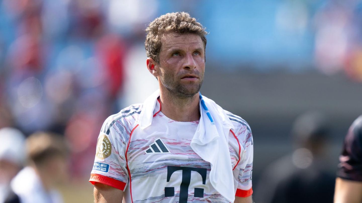 Ziemlich abgekämpft nach der Hitzeschlacht in Charlotte: Thomas Müller vom FC Bayern