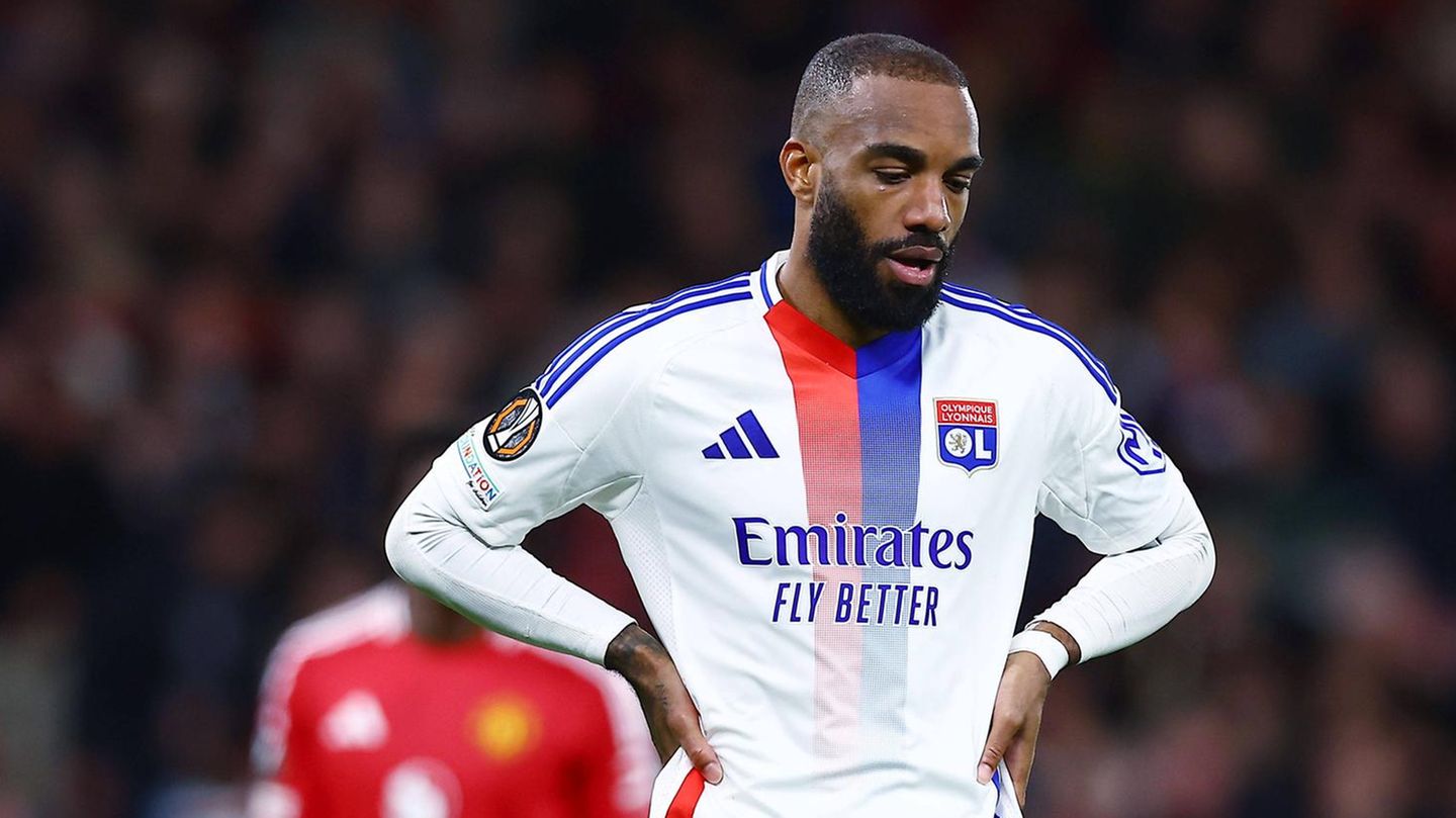 Olympique Lyons Routinier Alexandre Lacazette