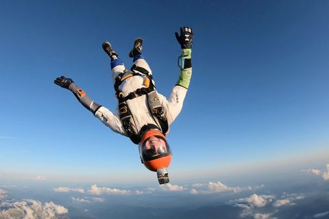 Fallschirmsprung: Jörg Schmidtke fliegt nach seinem Absturz wieder