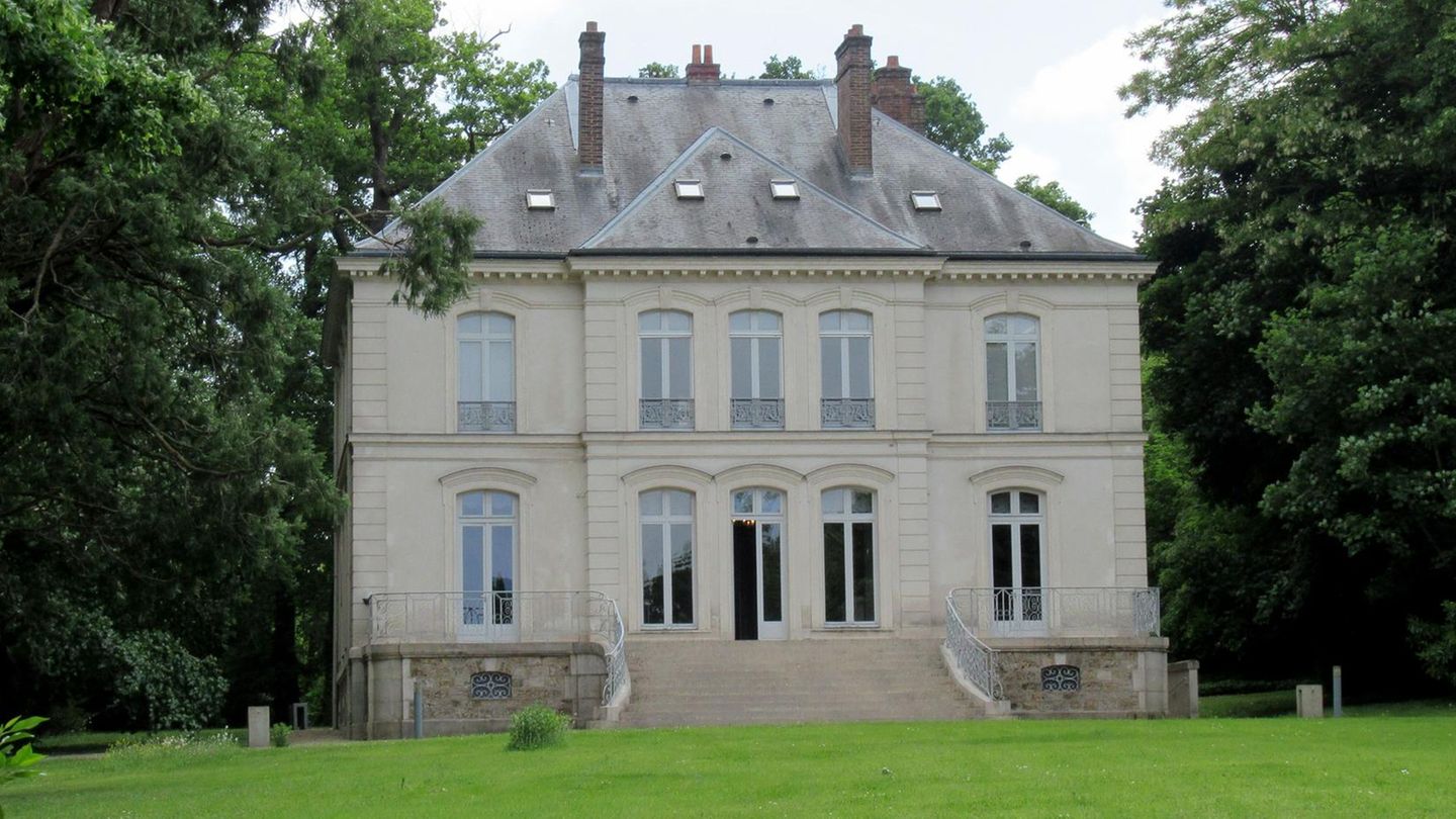 Karl Lagerfeld: Villa was only inhabited for one night and is now sold