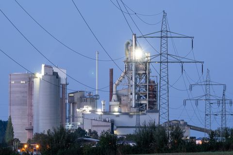Energie wird durch den Industriestrompreis für energieintensive Unternehmen in der EU billiger