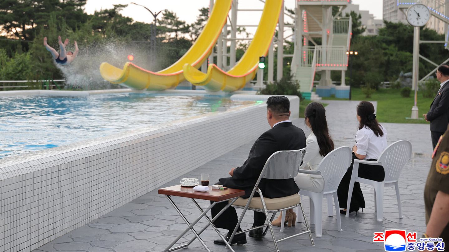 Kim Jong Un wants to attract vacationers to North Korea with a water slide