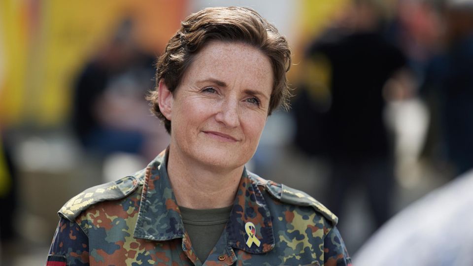 Generaloberstabsarzt Dr. Nicole Schilling