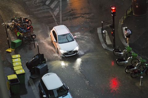 Heftige Unwetter wüten durch Frankreich