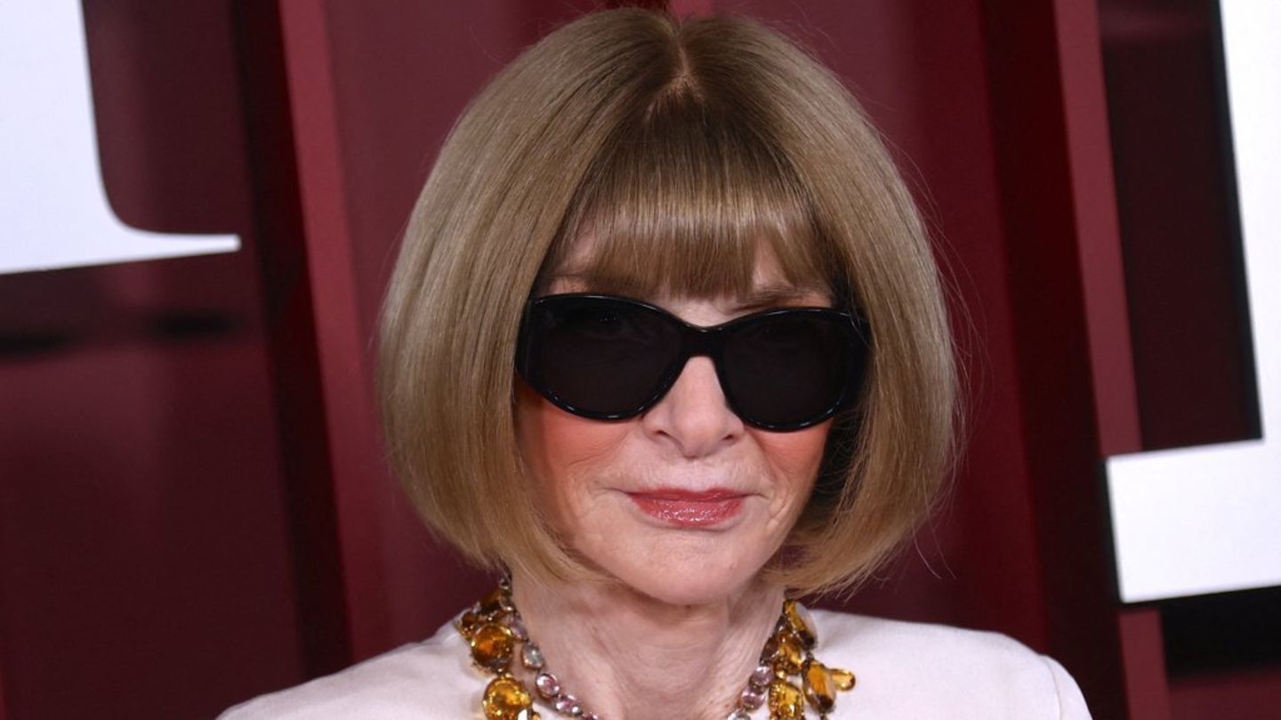 End of an era: Resignation of Anna Wintour as “Vogue” boss