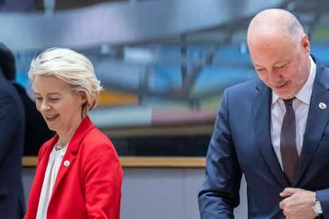 EU-Kommissionschefin Ursula von der Leyen und der bulgarische Ministerpräsident Rossen Jeliazkov