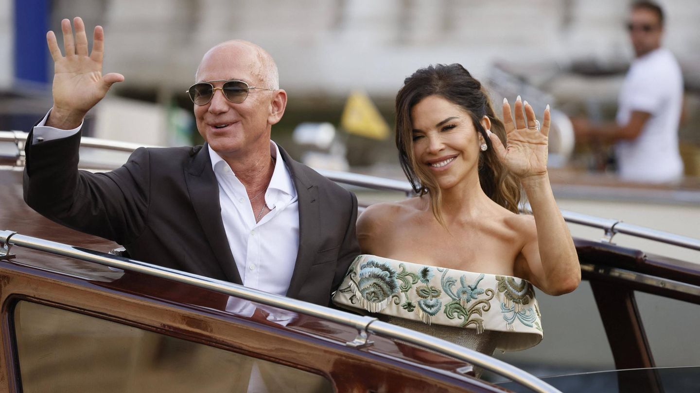 Jeff Bezos and Lauren Sánchez celebrate welcome party in Venice
