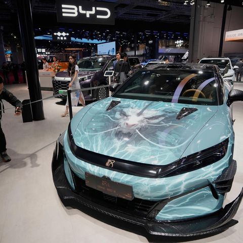 BYDs Han L "tankt" 400 Kilometer Reichweite in fünf Minuten - noch ohne Solid State Batterie