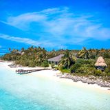 Und noch ein prominenter Besitzer: Dieses Fleckchen Paradies hat sich Magier David Copperfield herbeigezaubert; es kann gemietet werden: 40.000 Euro pro Nacht für bis zu zwölf Gäste, jeder weitere Gast zahlt 1500 Euro pro Nacht