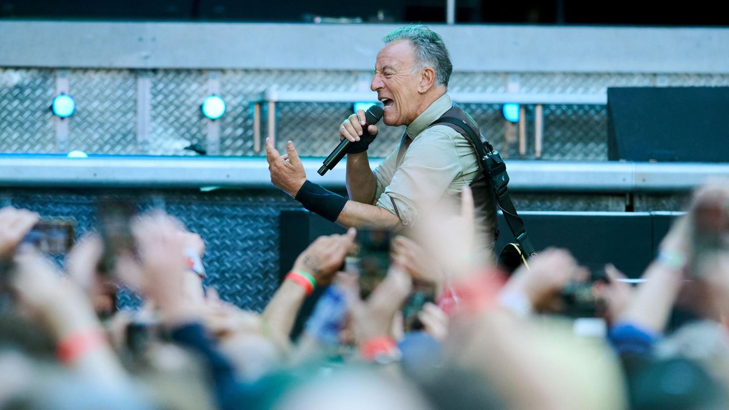 Bruce Springsteen während seiner Europatournee – letzter Auftritt in Deutschland in Gelsenkirchen