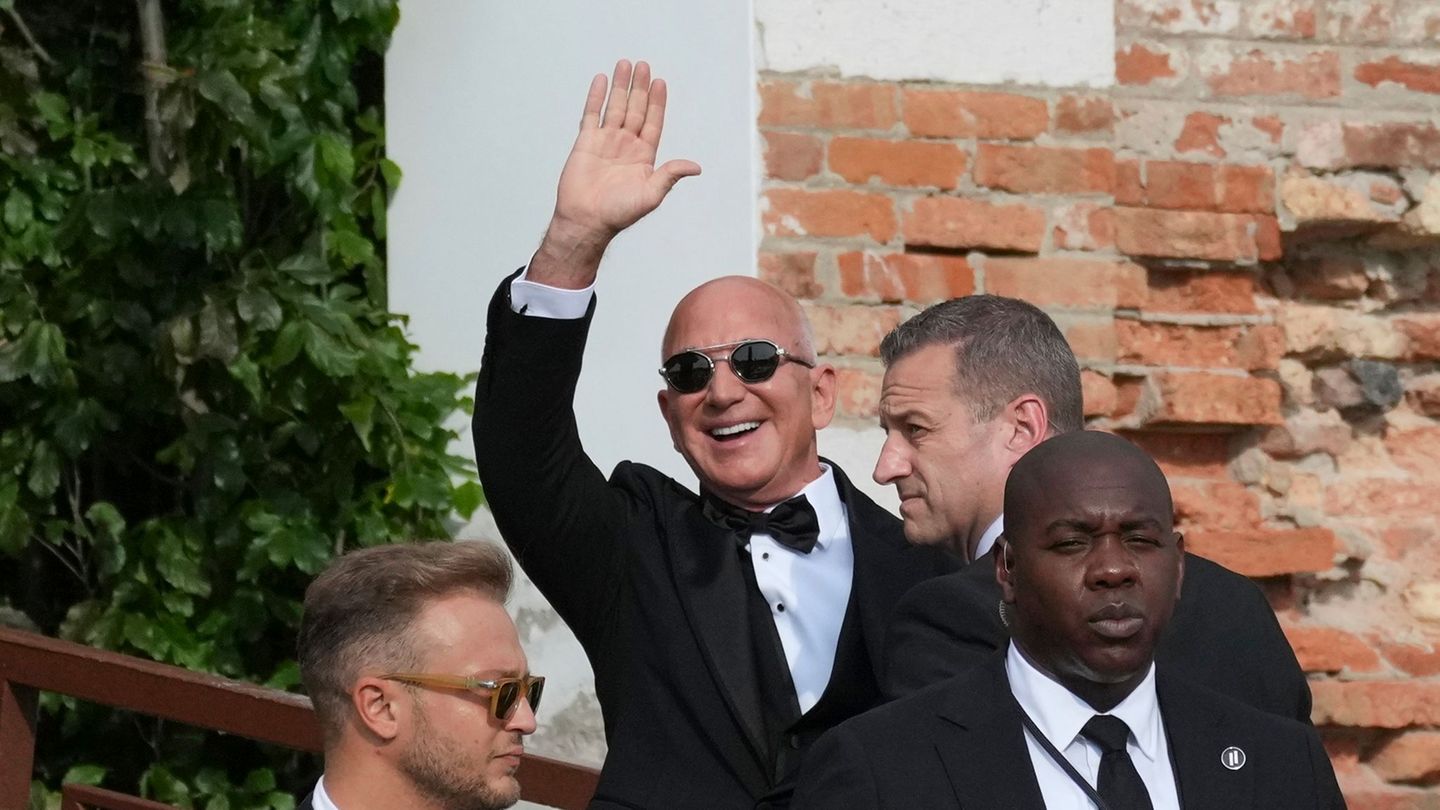Celebrity wedding: party, party, party: Bezos and Sánchez continue celebrating