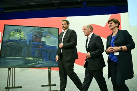 Klingbeil, Scholz und Esken (von links)