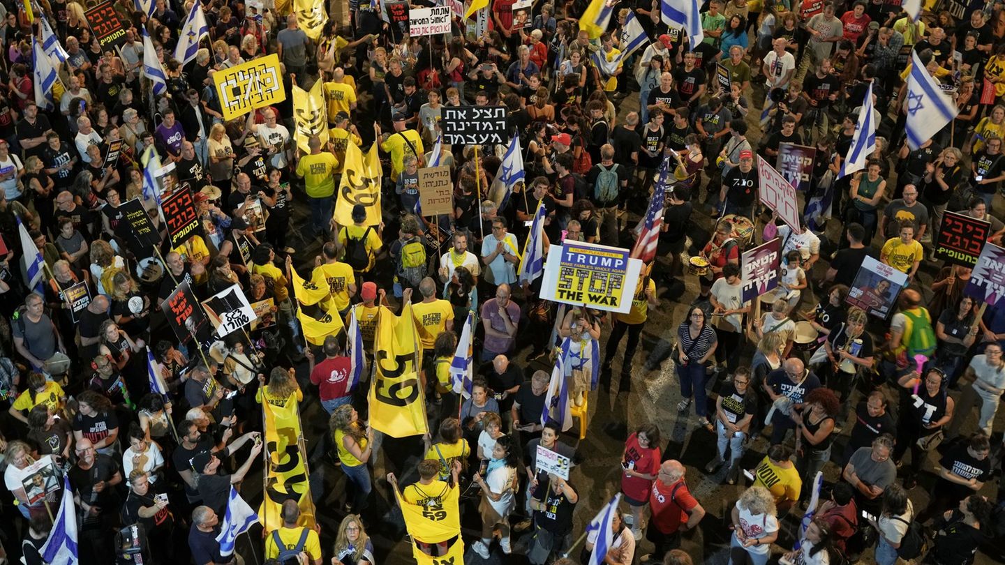 Gaza War: Demonstrators in Israel are calling for the end of the Gaza War