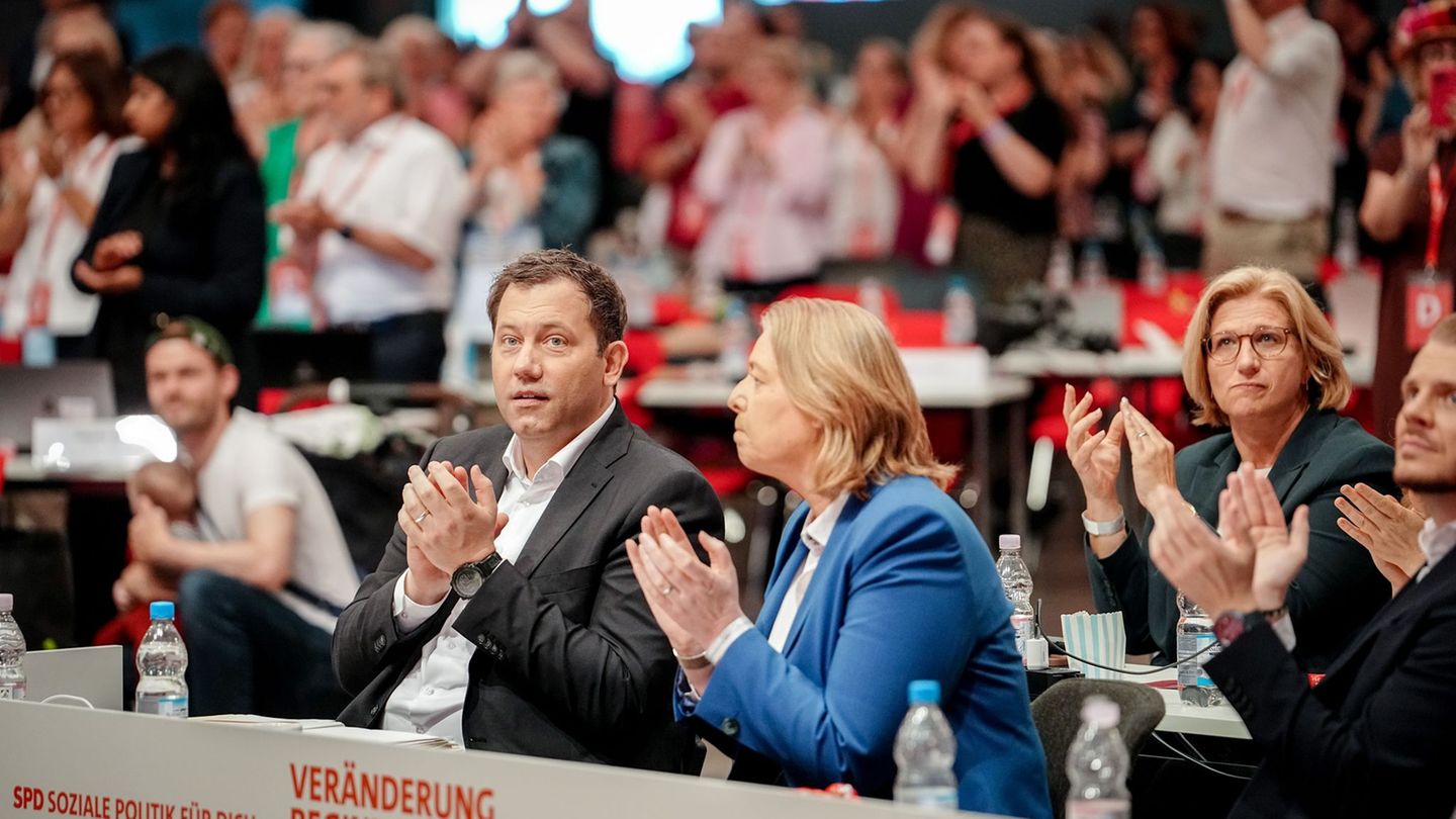 Party congress: SPD drives work on AfD ban proceedings