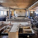 "Es ist schmutzig, scheint aber keine besonderen Schäden zu haben", so der Kommandant der Küstenwache Westsiziliens über den Zustand des Schiffes