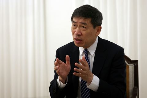 Haoliang Xu