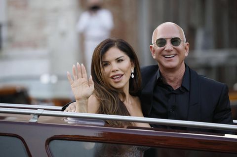 "Regelrechte VIP-Luftbrücke": So war Jeff Bezos und Lauren Sánchez' Hochzeit