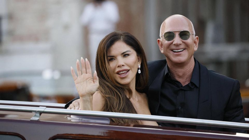"Regelrechte VIP-Luftbrücke": So war Jeff Bezos und Lauren Sánchez' Hochzeit