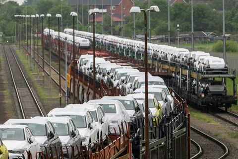 Transport von Neuwagen