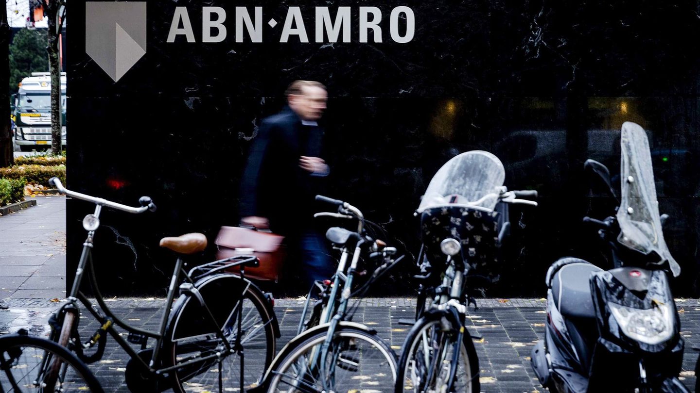 Banking: Abn Amro concludes acquisition of private bank HAL