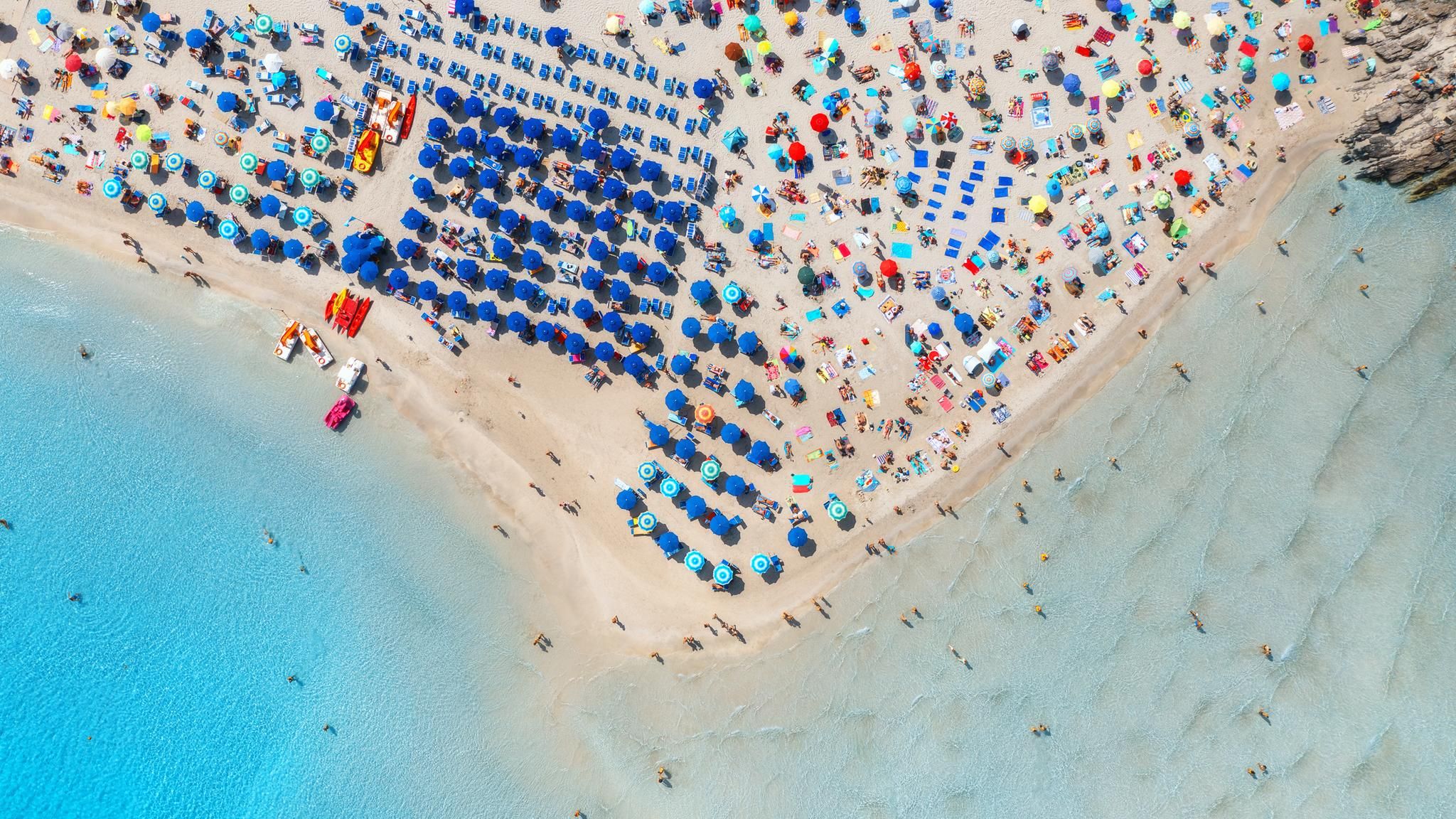 Der Strand von La Pelosa in Italien