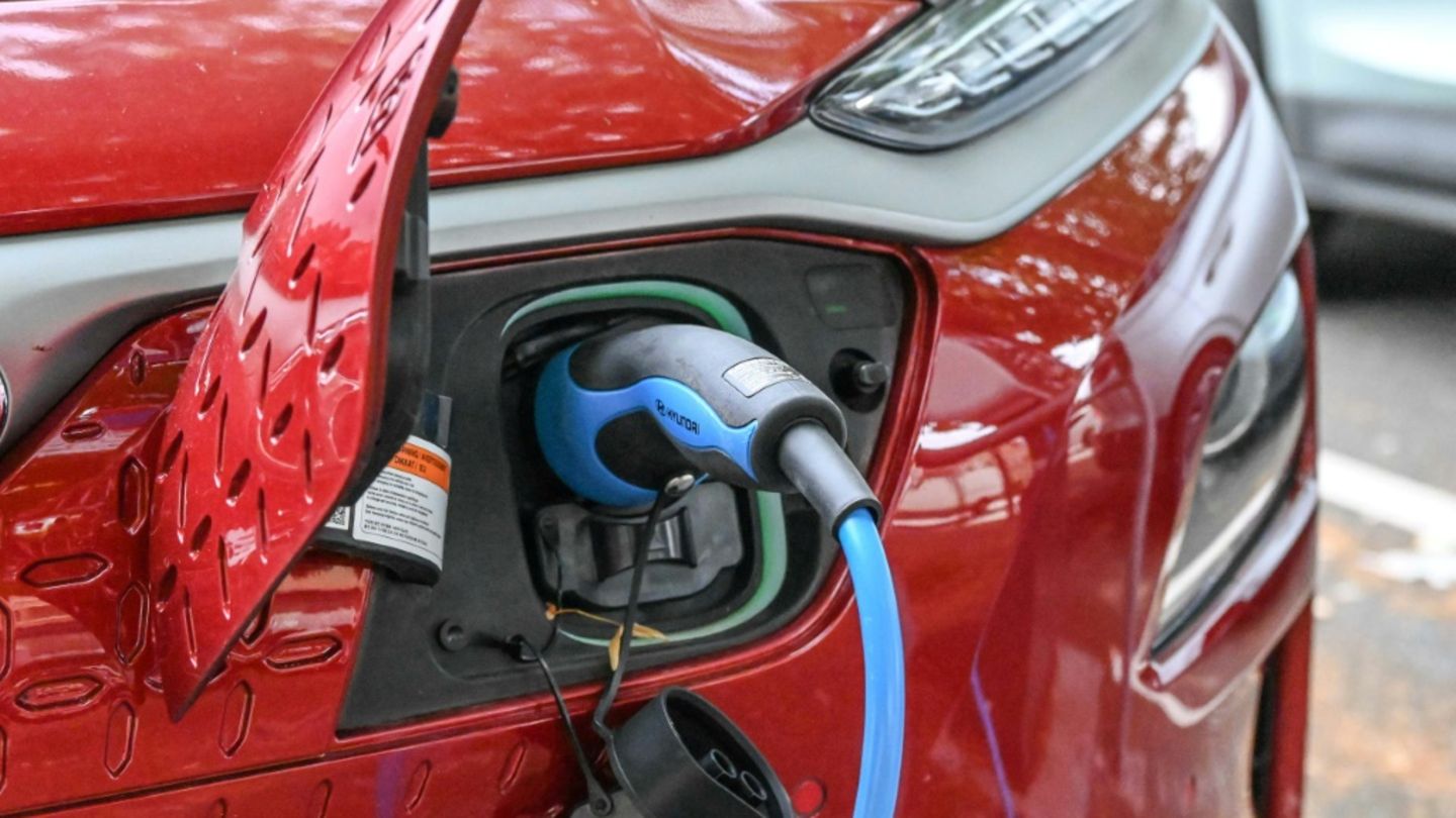 Laden eines E-Autos