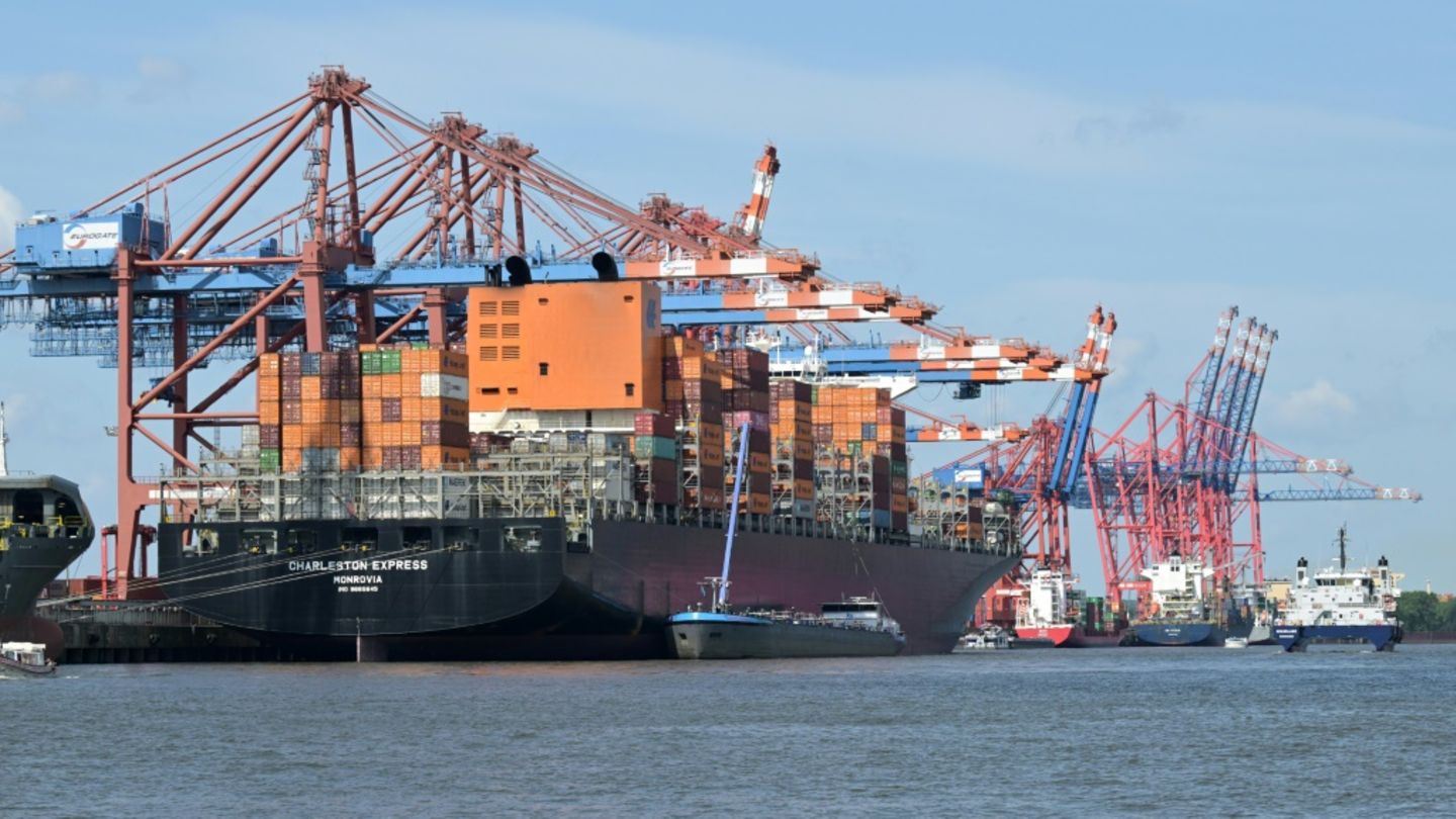 Container an Hamburger Hafen