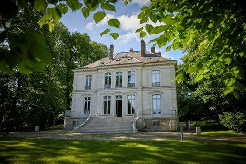 Lagerfeld-Villa