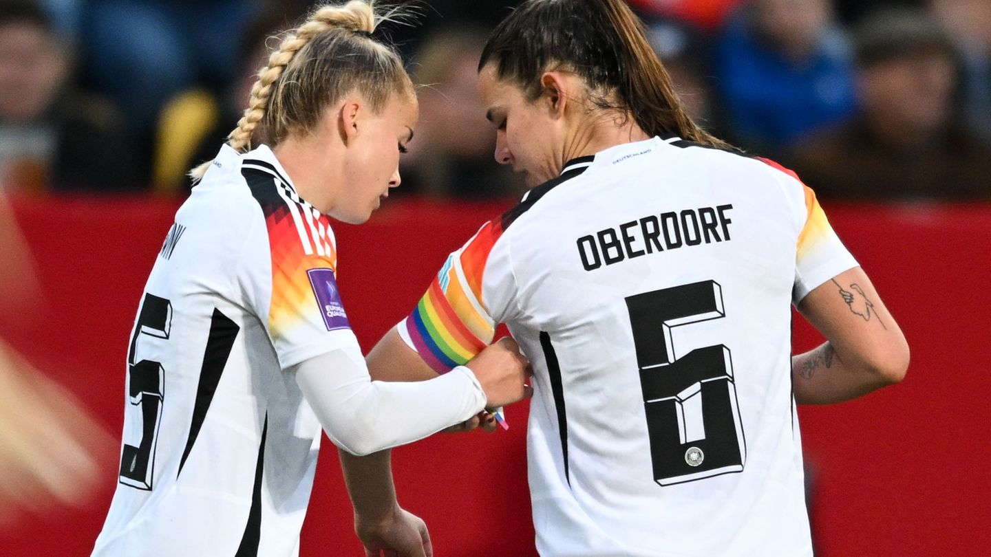 Women’s European Championship: DFB captain Gwinn at the European Championship with rainbow bandage