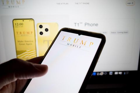 Goldenes Trump Handy