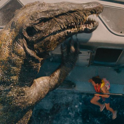 "Jurassic World": Dinosaurier greift Boot an