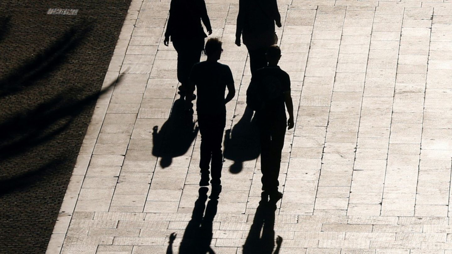 Menschen auf Straße