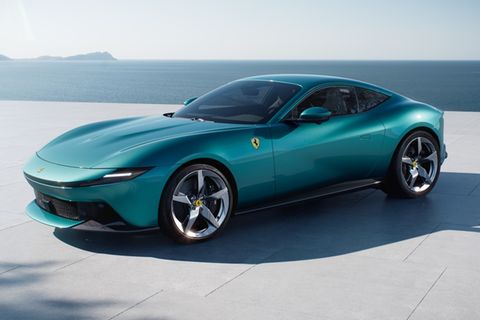 Der Ferrari Amalfi in türkis