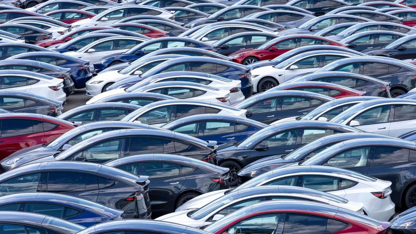 Electric car manufacturer: Tesla deliveries again by around 13 percent