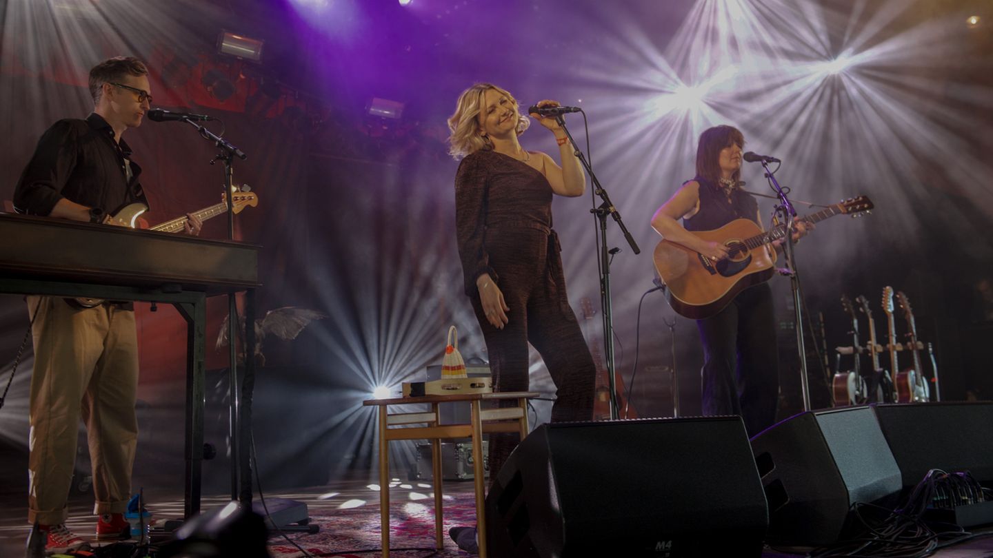 ... oder lieber zuhören und mitwippen? Dann ist man bei Bye Bye Brenda goldrichtig