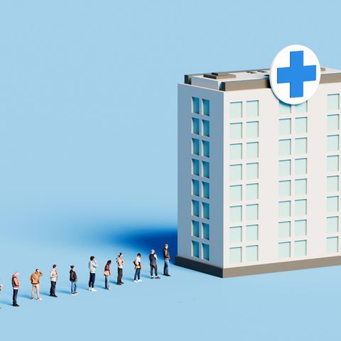 Neue Praxisgebühr: Symbolbild Krankenhaus, davor Menschenschlange